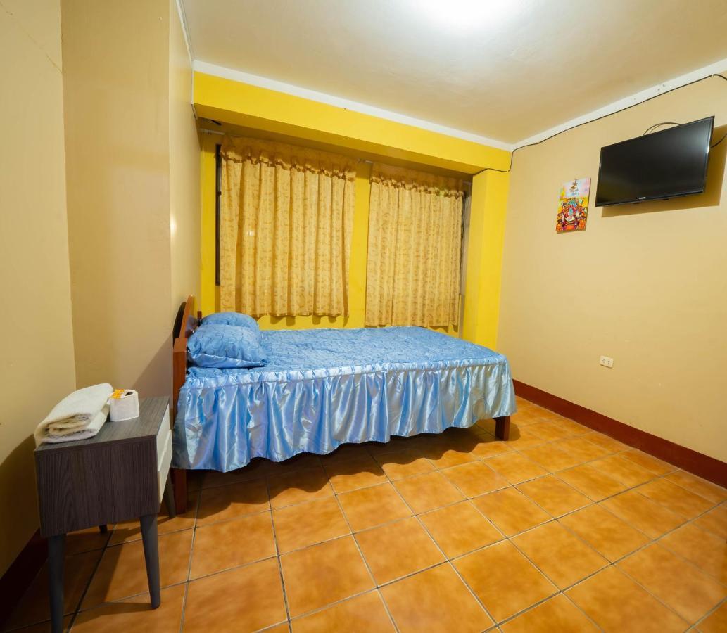 Hostal Tarapaca Otel Huánuco Dış mekan fotoğraf