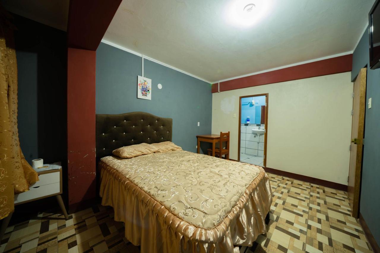 Hostal Tarapaca Otel Huánuco Dış mekan fotoğraf